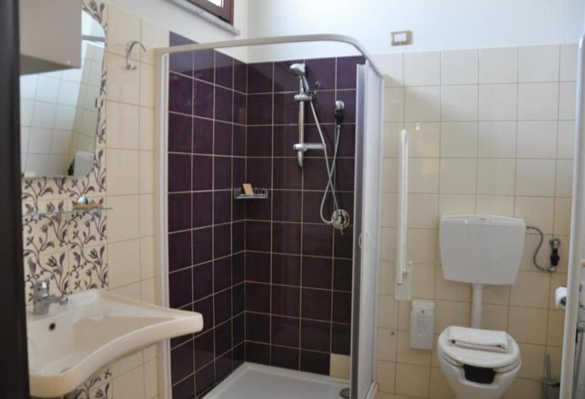 בית מלון כפרי Regalpetra