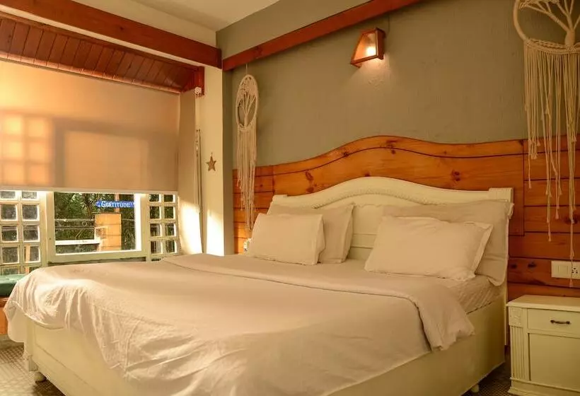 ホテル Sunrise Cottage