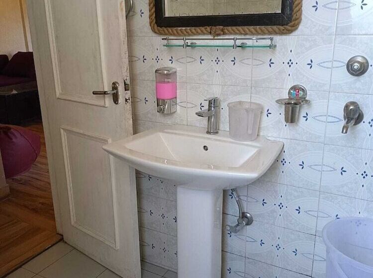 Hotel Sunrise Cottage