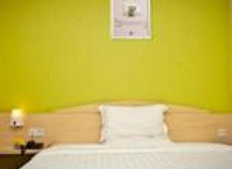 Iu Hotel Zhanjiang Guomao City Square