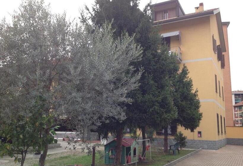 Bed and Breakfast La Corte Di Brusuglio Apartments