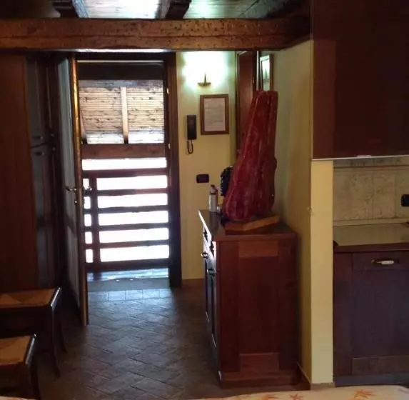 Aamiaismajoitus (B&B) La Corte Di Brusuglio Apartments