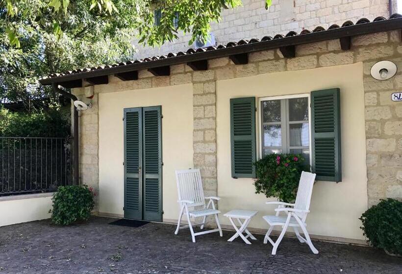 مبيت وإفطار Cascina Manu