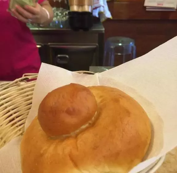 ベッドアンドブレックファースト Colapesce