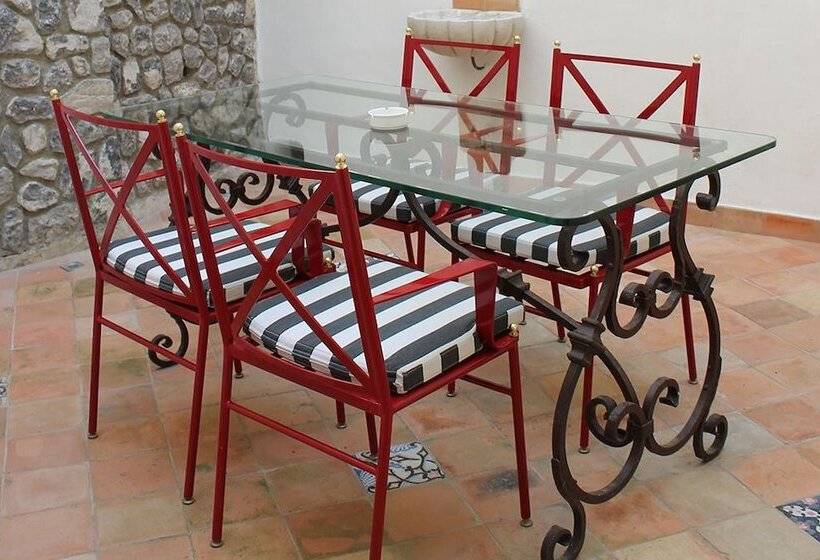 Bed and Breakfast Diecisedici