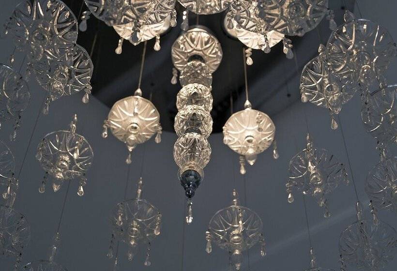 Bed and Breakfast Diecisedici