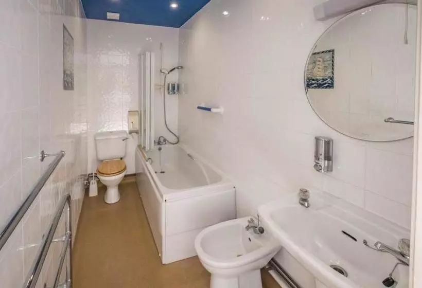 تختخواب و صبحانه Harbour View