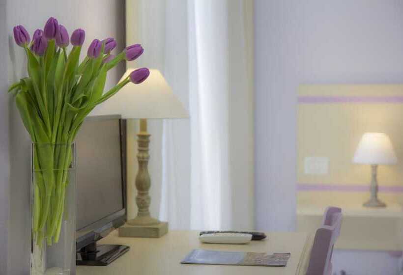 تختخواب و صبحانه Il Linchetto