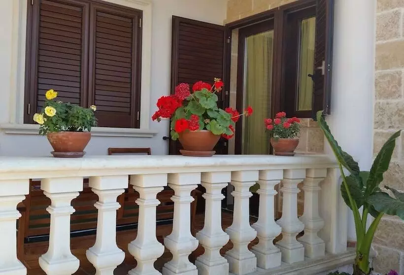 تختخواب و صبحانه Villa Ginevra