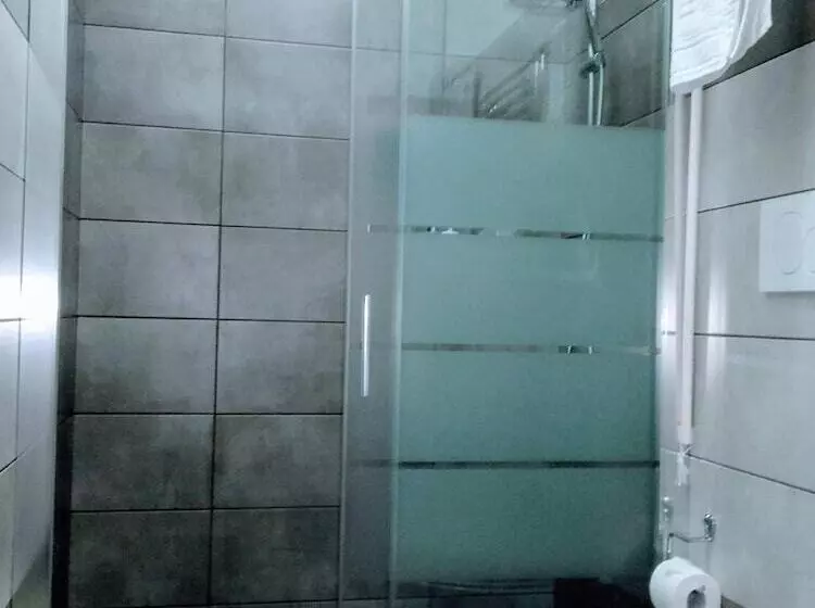 تختخواب و صبحانه Villa Ginevra