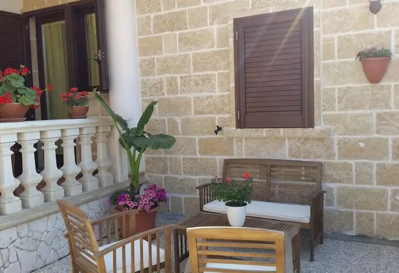 تختخواب و صبحانه Villa Ginevra