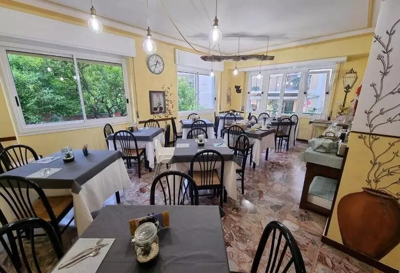 ベッドアンドブレックファースト Villa Pina