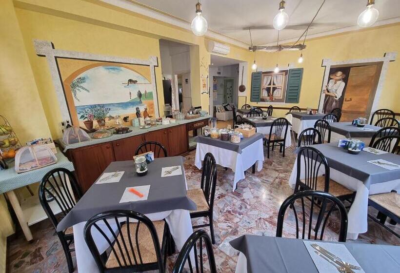 مبيت وإفطار Villa Pina