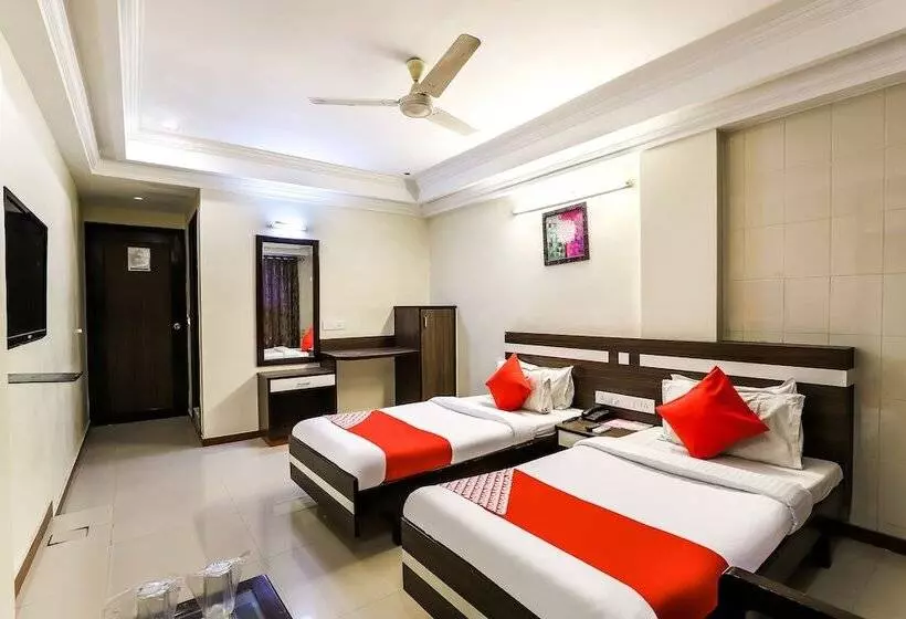 ホテル Alpha, Vadodara