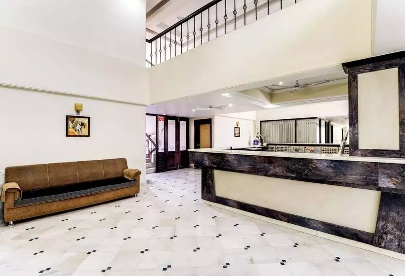 ホテル Alpha, Vadodara