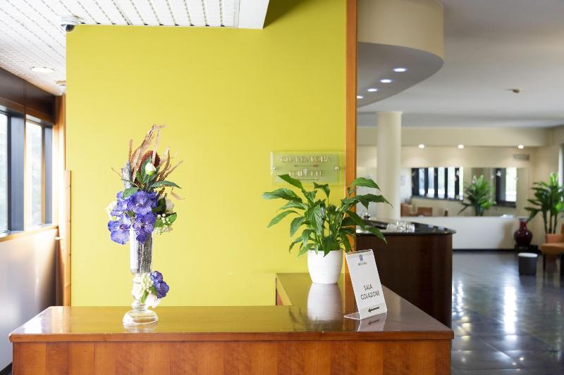 Ih Hotels Milano Blu Visconti