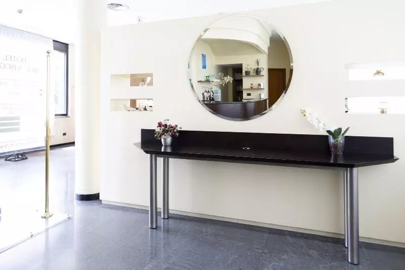 Ih Hotels Milano Blu Visconti