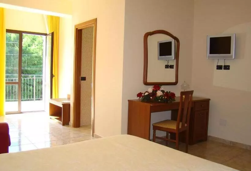 Hotelli Ristorante111