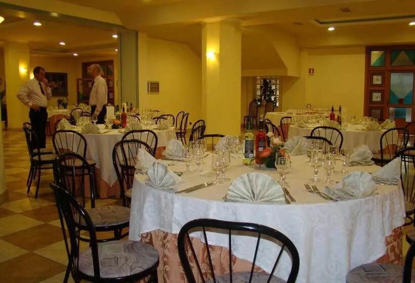 Hotelli Ristorante111