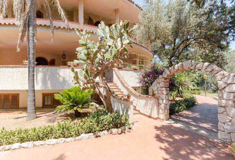 تختخواب و صبحانه Don Ciccio Sea House