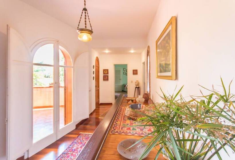 تختخواب و صبحانه Don Ciccio Sea House