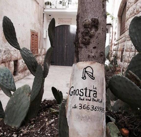 تختخواب و صبحانه La Gnostra