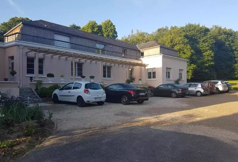 تختخواب و صبحانه Les Mazeraies Maison D Hotes Avec Spa