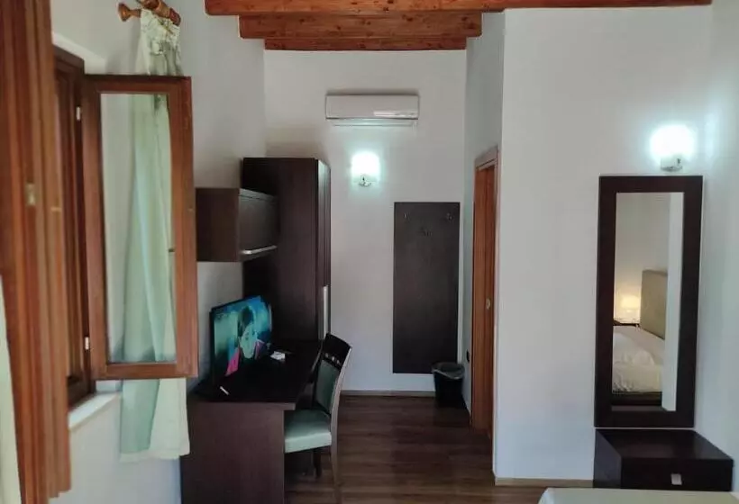 تختخواب و صبحانه Maglioferro Residence