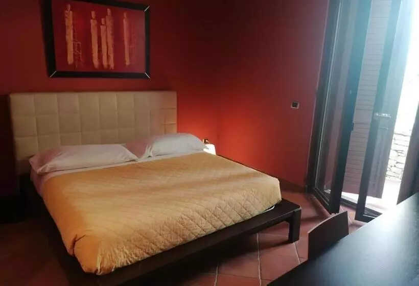 تختخواب و صبحانه Maglioferro Residence