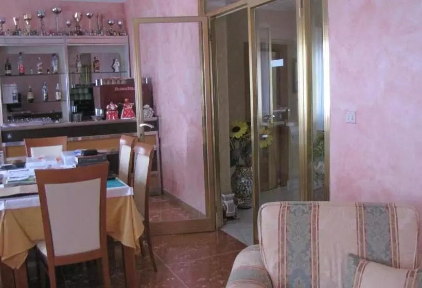 Hotel Albergo La Primula