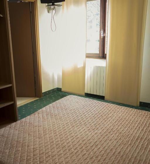 בית מלון כפרי Albergo La Romanella