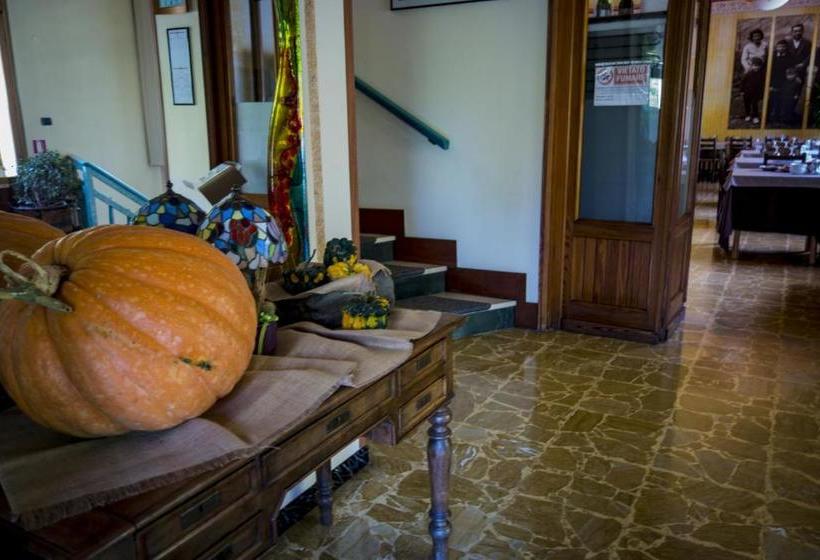 בית מלון כפרי Albergo La Romanella