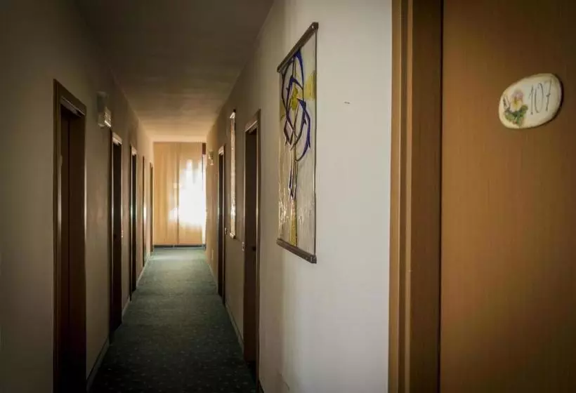 Hotelli Albergo La Romanella