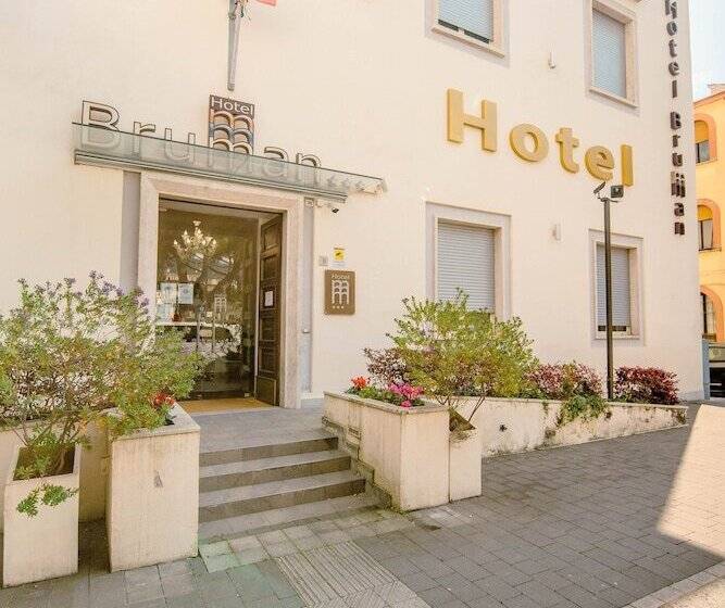 هتل Bruman Salerno