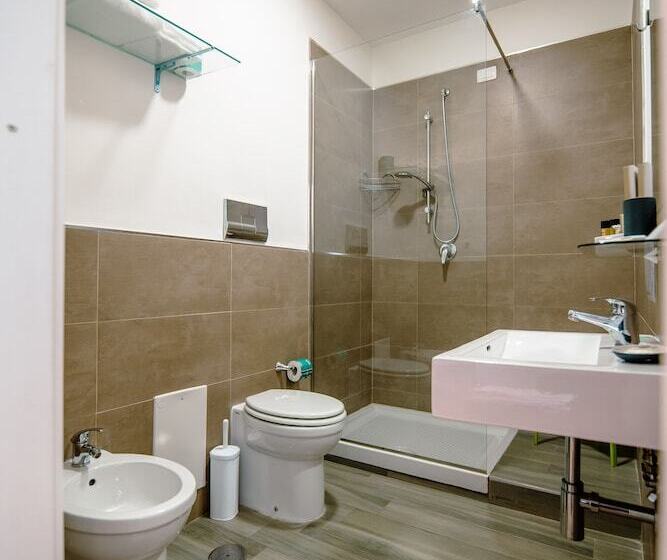 هتل Bruman Salerno