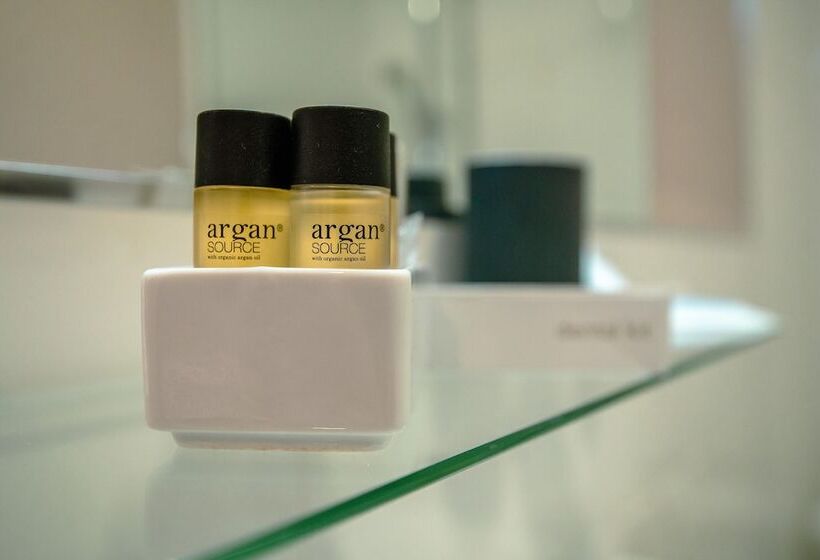 هتل Bruman Salerno