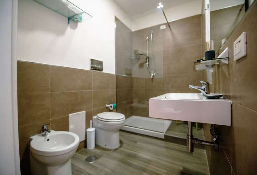 هتل Bruman Salerno