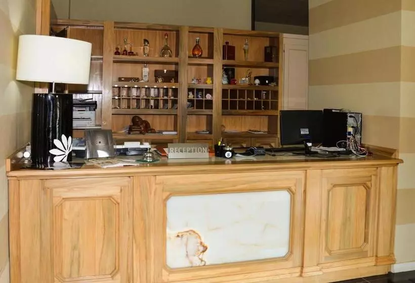 ホテル Roccamonfina Palace