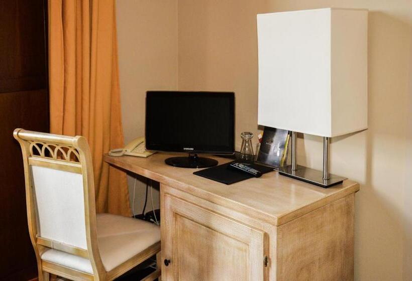 ホテル Roccamonfina Palace