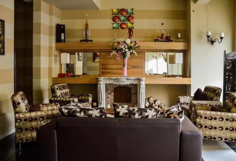 ホテル Roccamonfina Palace