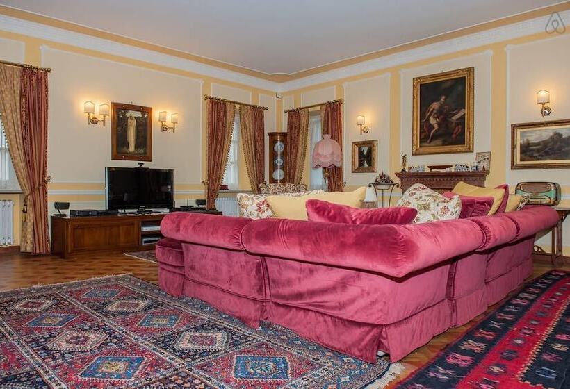 Villa Mirano Bed & Breakfast