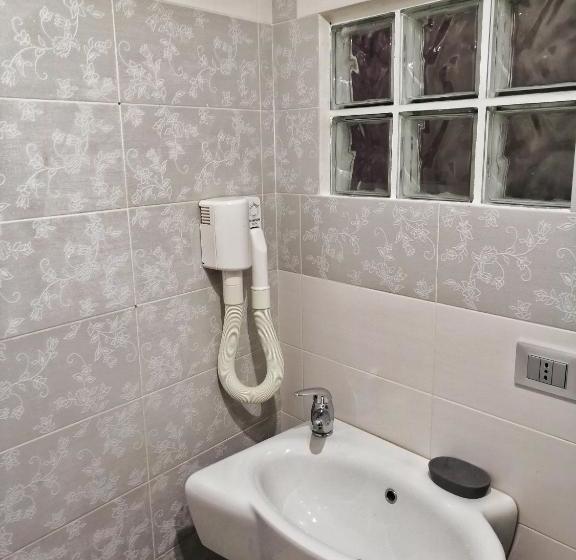 مبيت وإفطار Casa Dei Mombri