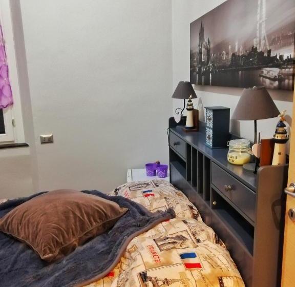 مبيت وإفطار Casa Dei Mombri