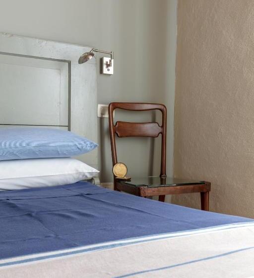 تختخواب و صبحانه Casabiondani Lazise