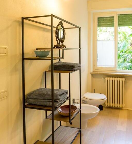 تختخواب و صبحانه Casabiondani Lazise