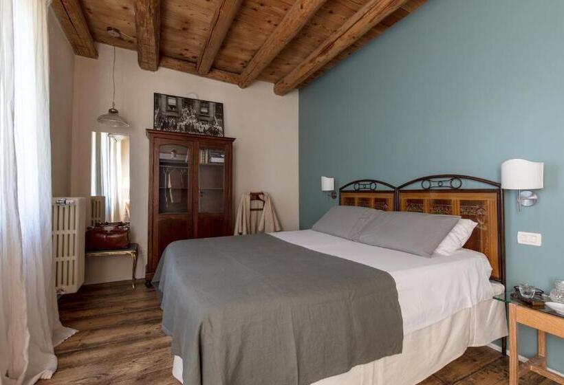 تختخواب و صبحانه Casabiondani Lazise