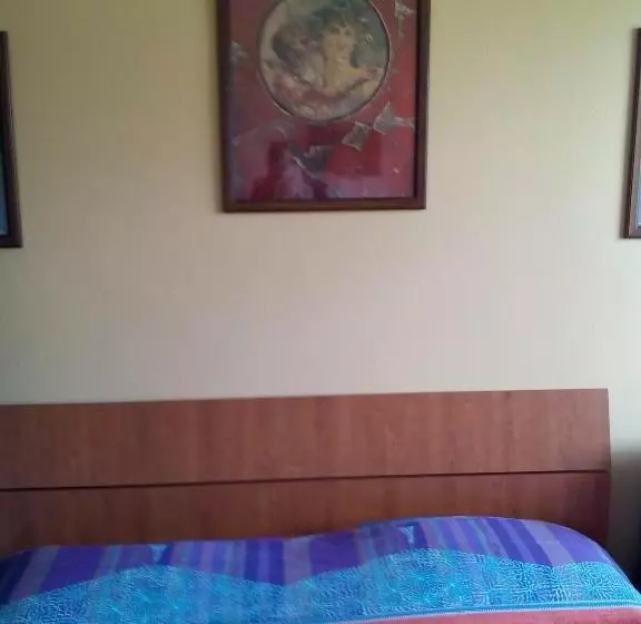 Aamiaismajoitus (B&B) Domus Felix