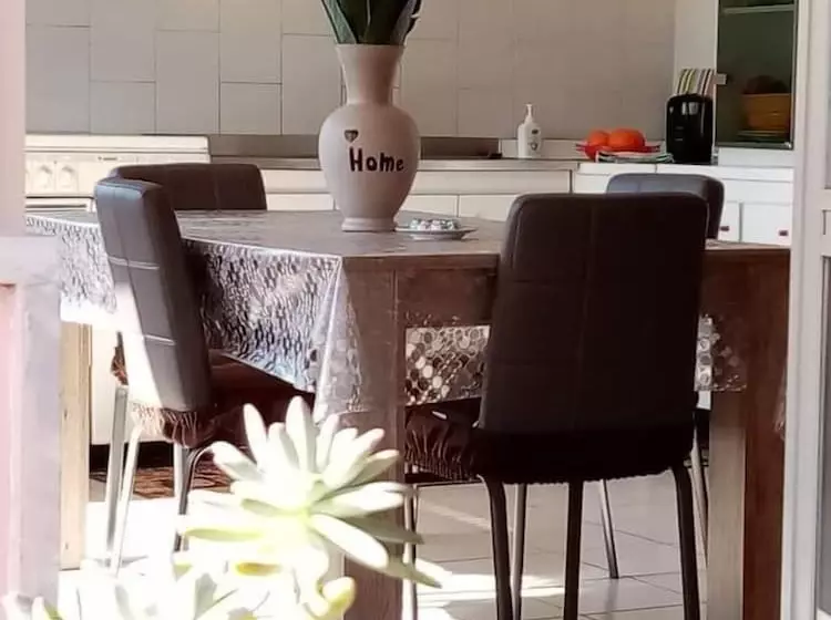 Aamiaismajoitus (B&B) Domus Felix