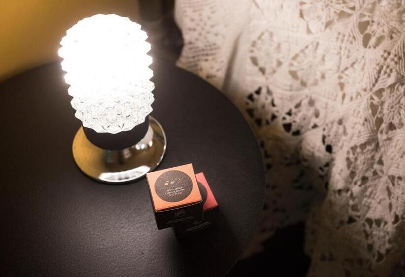 تختخواب و صبحانه Le Stanze Del Cioccolato