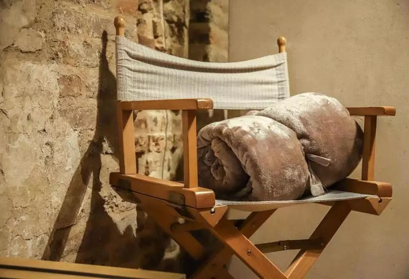 تختخواب و صبحانه Locanda Ponte Dante